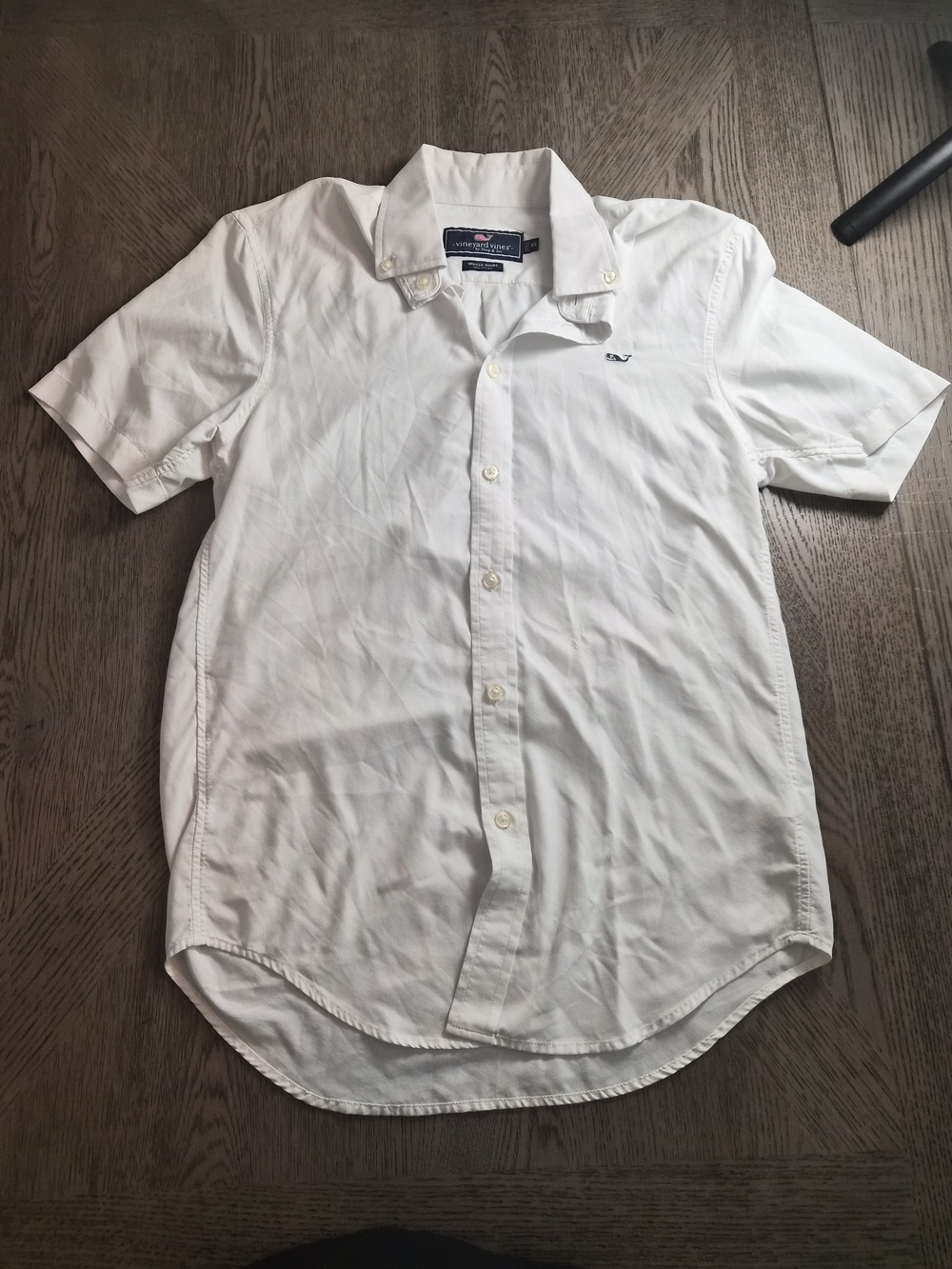 Vineyard Vines White Short-Sleeve Button-Down Shirt with Whale Logo
